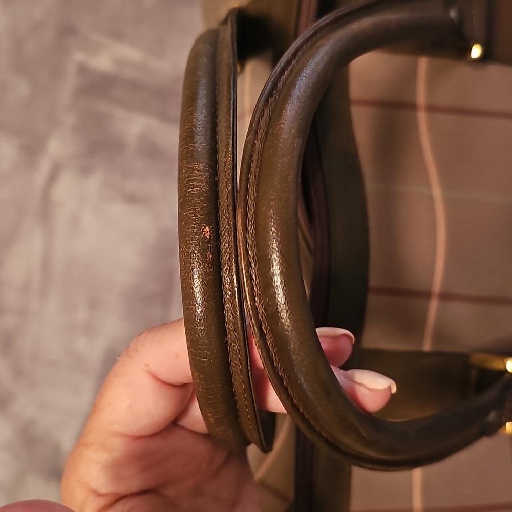 Burberrys Tan and Brown Travel Bag with Signature Style - Picture 12 of 13